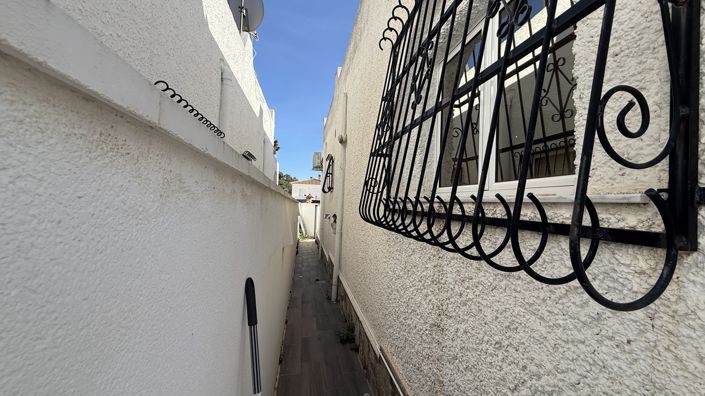 Image No.45-2 Bed Villa for sale