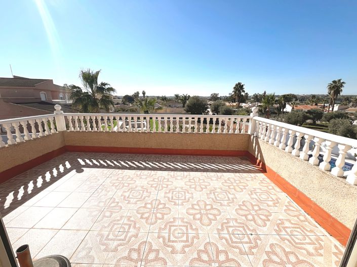 Image No.25-3 Bed Villa for sale