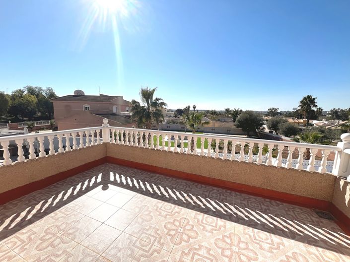 Image No.26-3 Bed Villa for sale