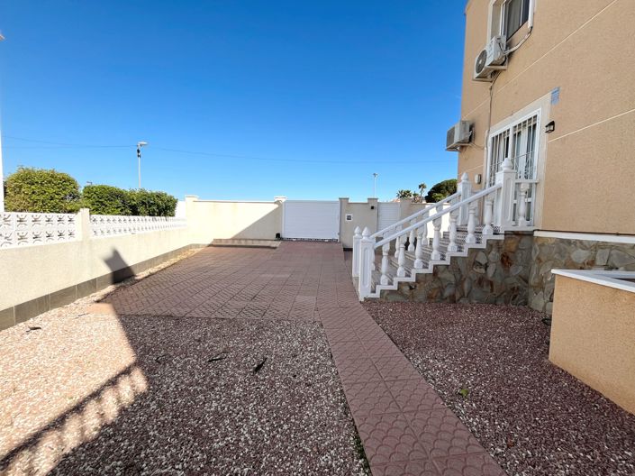 Image No.37-3 Bed Villa for sale