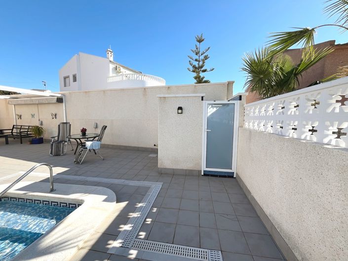 Image No.41-3 Bed Villa for sale
