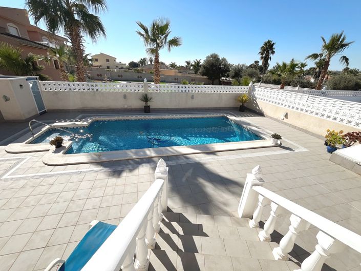 Image No.6-3 Bed Villa for sale