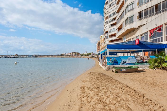 Image No.28-3 Bed Apartment for sale