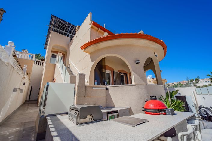 Image No.22-4 Bed Villa for sale