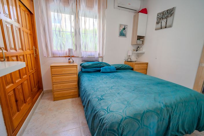 Image No.20-10 Bed Villa for sale