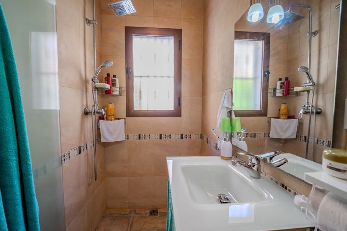 Image No.24-10 Bed Villa for sale