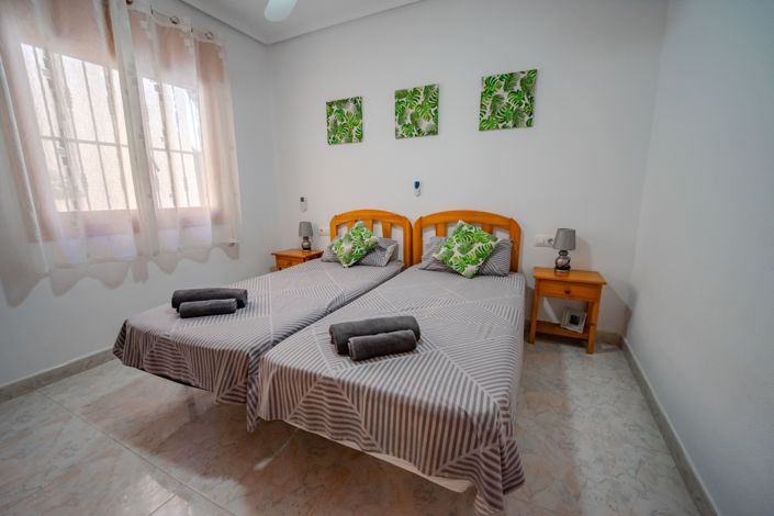 Image No.36-10 Bed Villa for sale