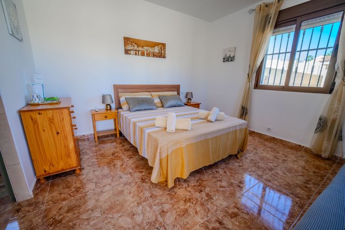 Image No.48-10 Bed Villa for sale