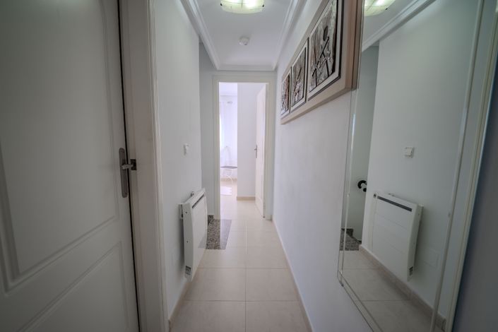 Image No.14-2 Bed Property for sale