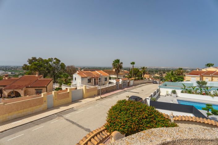 Image No.33-4 Bed Villa for sale