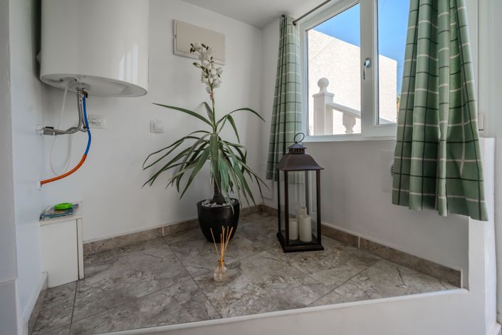 Image No.34-4 Bed Villa for sale
