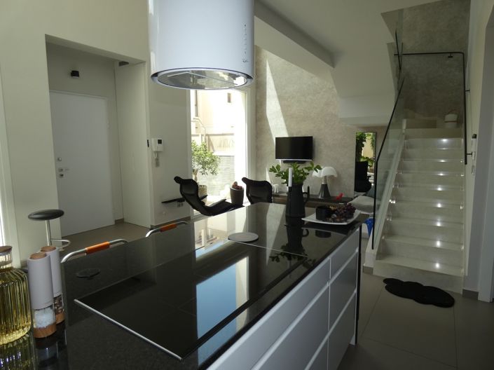 Image No.30-3 Bed Villa for sale