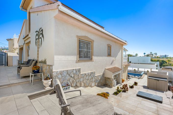 Image No.40-3 Bed Villa for sale