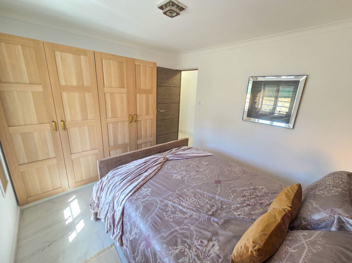 Image No.28-3 Bed Villa for sale