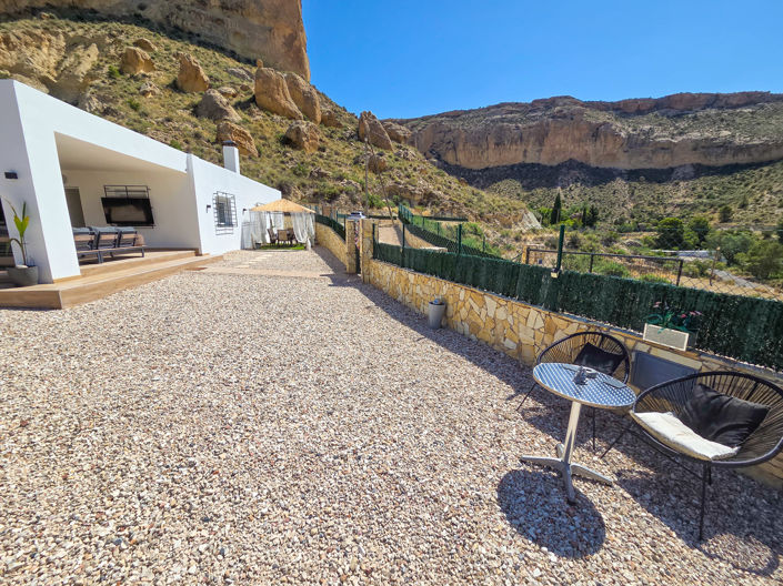 Image No.4-3 Bed Villa for sale