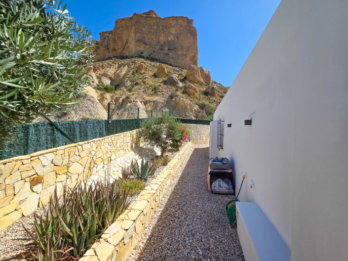 Image No.40-3 Bed Villa for sale