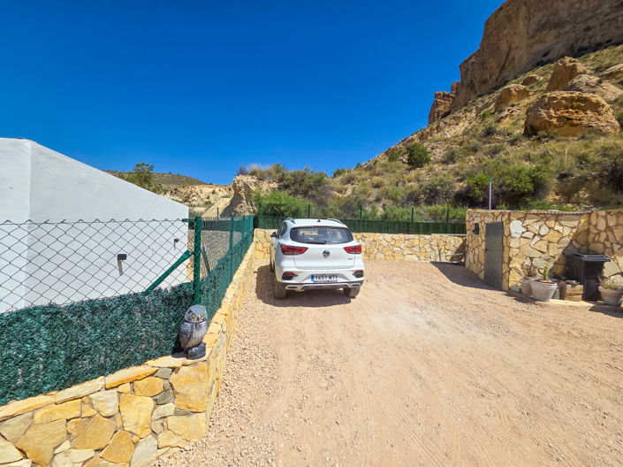 Image No.42-3 Bed Villa for sale