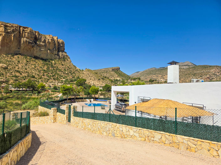 Image No.44-3 Bed Villa for sale