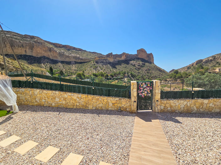 Image No.9-3 Bed Villa for sale