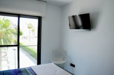 aai3738xlarge