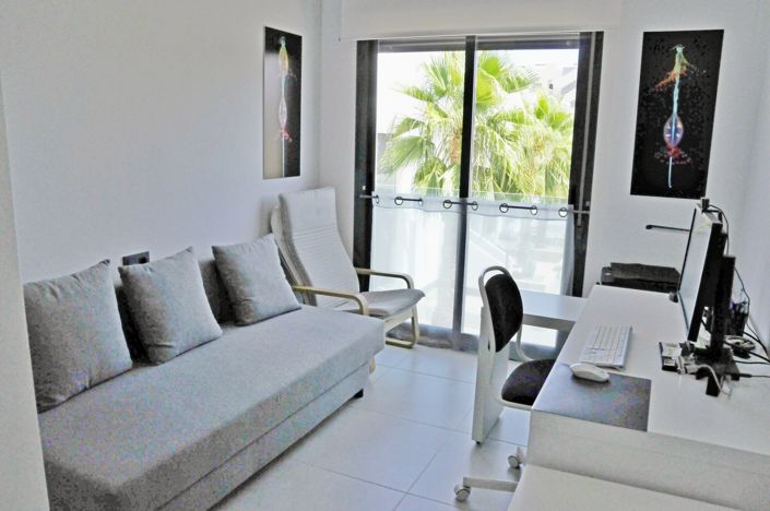 Image No.17-3 Bed Apartment for sale