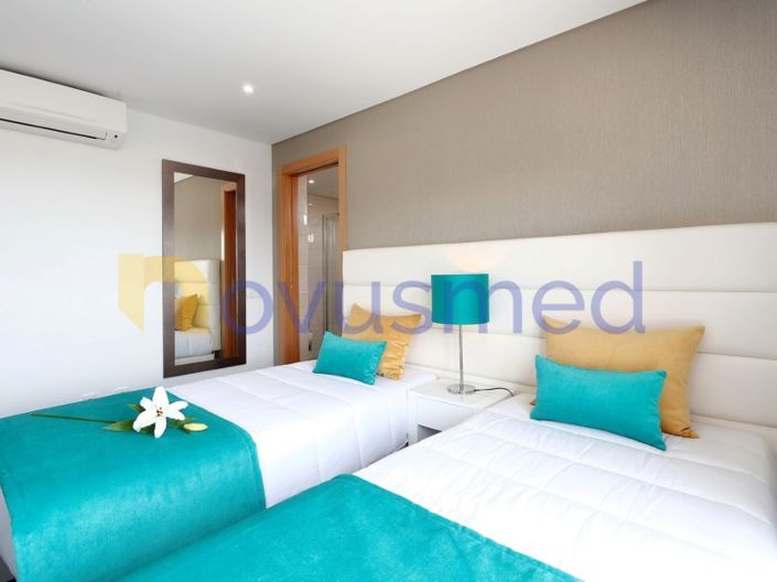 Image No.12-10 Bed House for sale