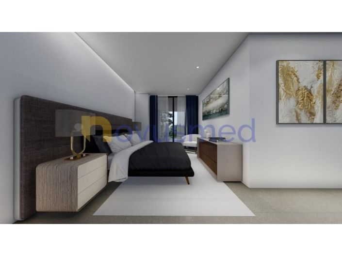 Image No.10-3 Bed House for sale