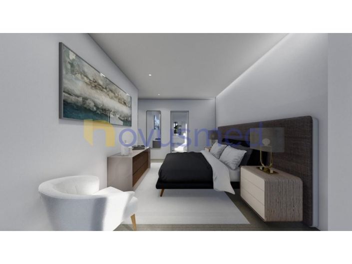 Image No.12-3 Bed House for sale