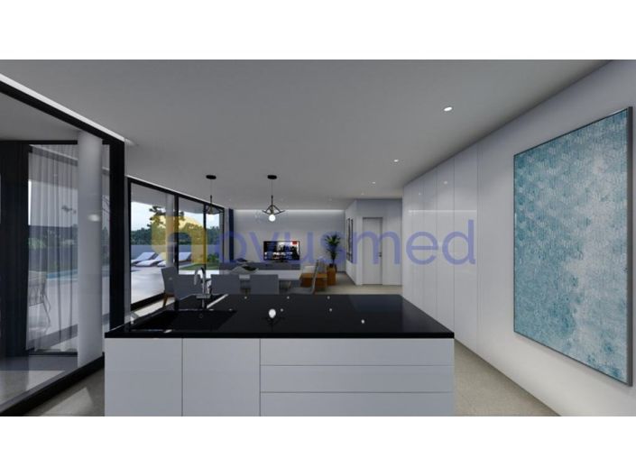 Image No.8-3 Bed House for sale