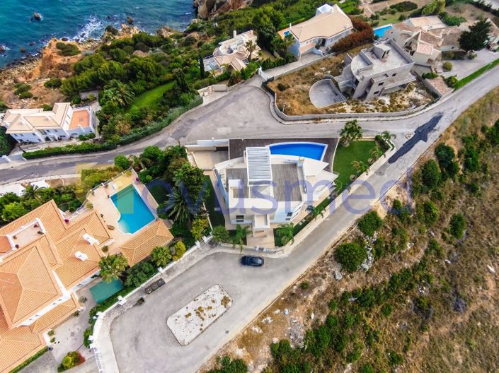 Image No.11-5 Bed House for sale