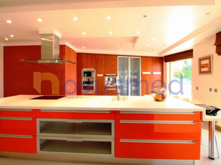 Image No.15-5 Bed House for sale