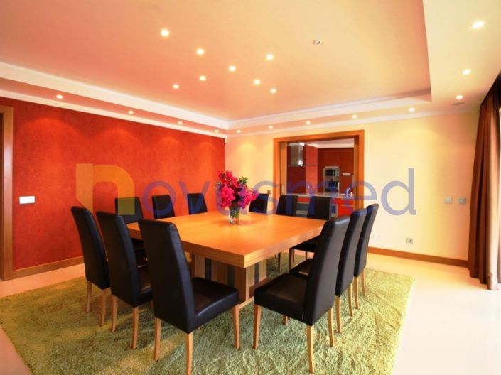 Image No.19-5 Bed House for sale