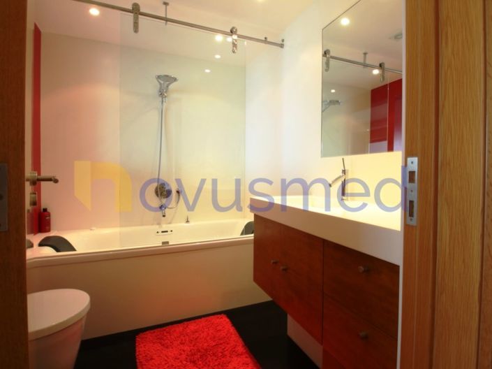 Image No.26-5 Bed House for sale