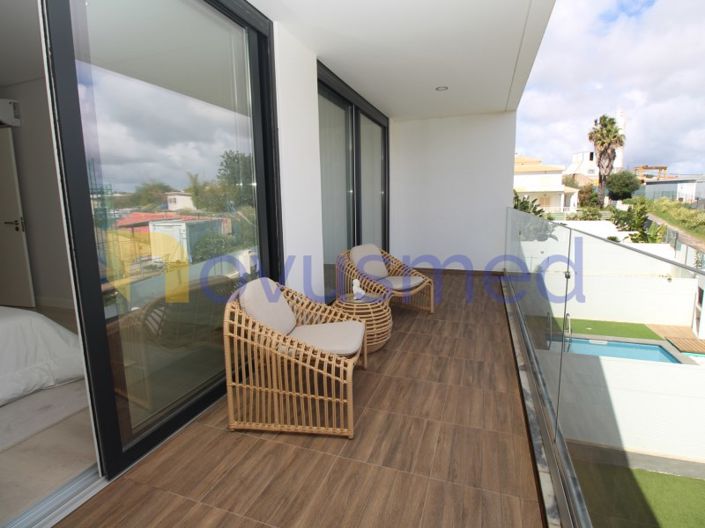 Image No.2-3 Bed House for sale