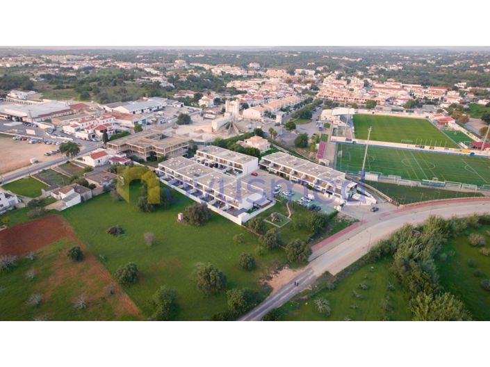 Image No.4-3 Bed House for sale