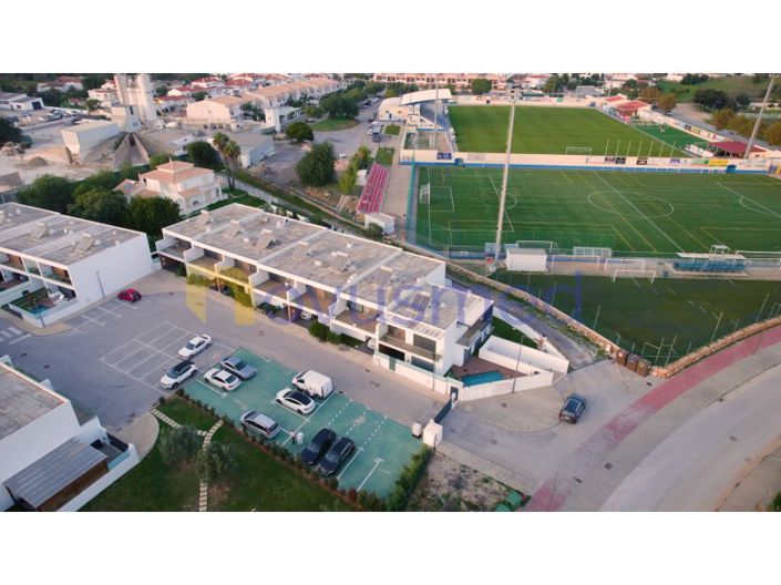 Image No.5-3 Bed House for sale