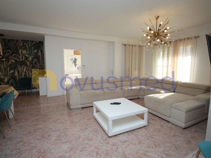 Image No.13-7 Bed House for sale