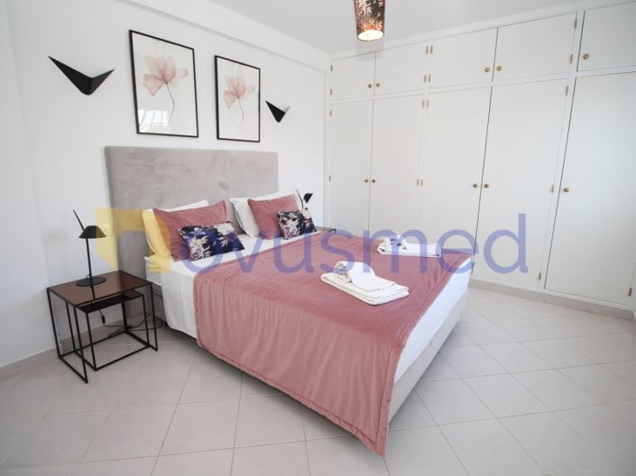 Image No.16-7 Bed House for sale