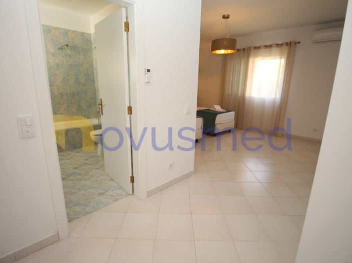 Image No.26-7 Bed House for sale