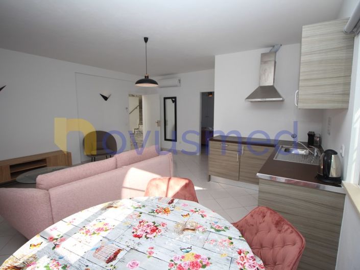 Image No.33-7 Bed House for sale