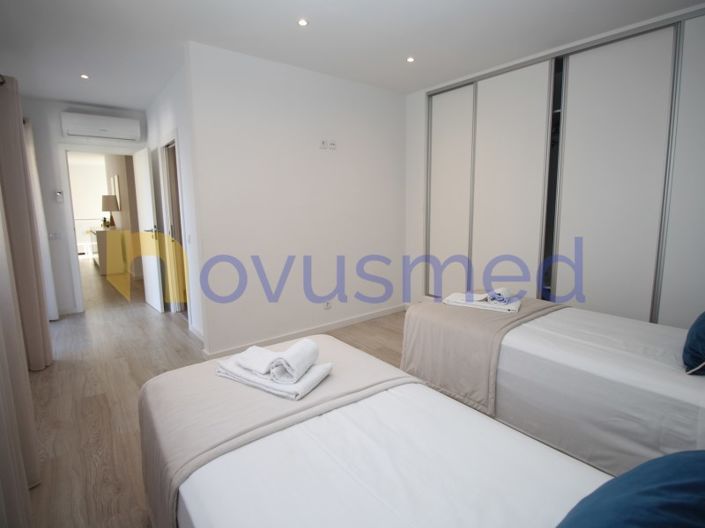 Image No.44-7 Bed House for sale