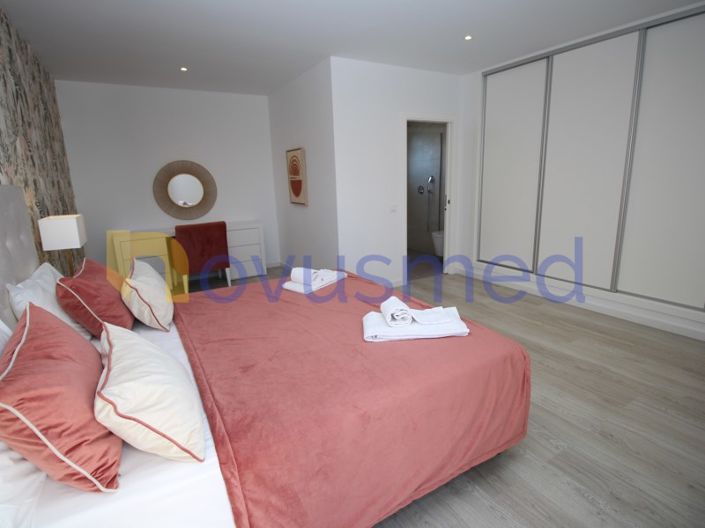 Image No.50-7 Bed House for sale