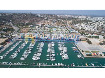 id46c58101-0000-0500-0000-000013be1836