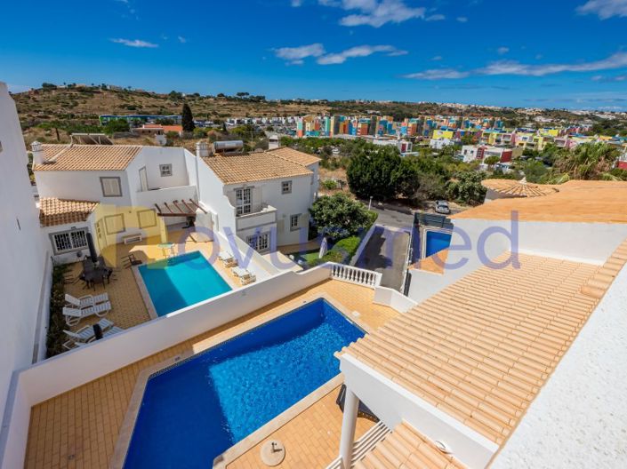 Image No.14-3 Bed House for sale