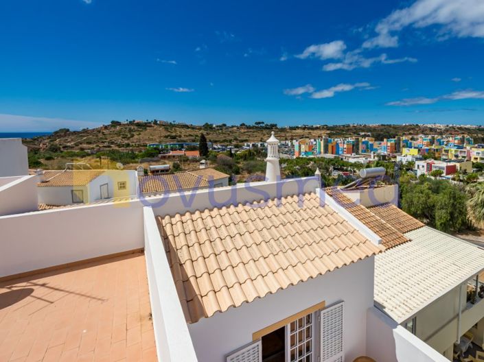 Image No.16-3 Bed House for sale