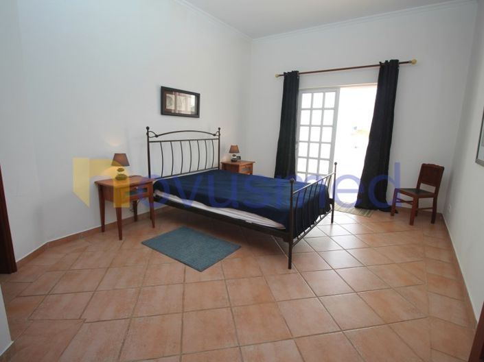 Image No.26-3 Bed House for sale