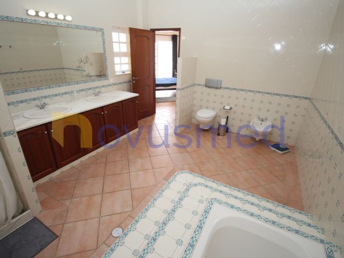 Image No.29-3 Bed House for sale