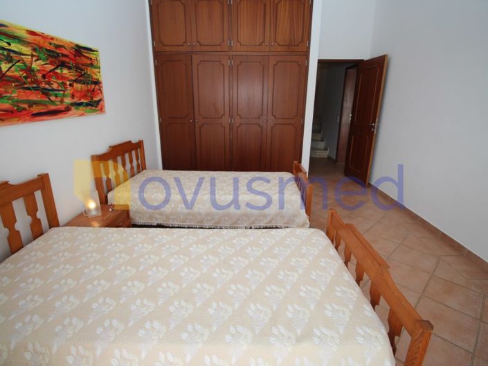 Image No.32-3 Bed House for sale