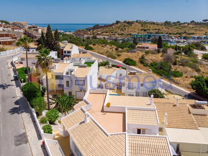 Image No.9-3 Bed House for sale