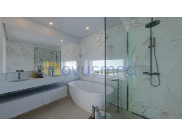 id92128701-0000-0500-0000-000014492d78